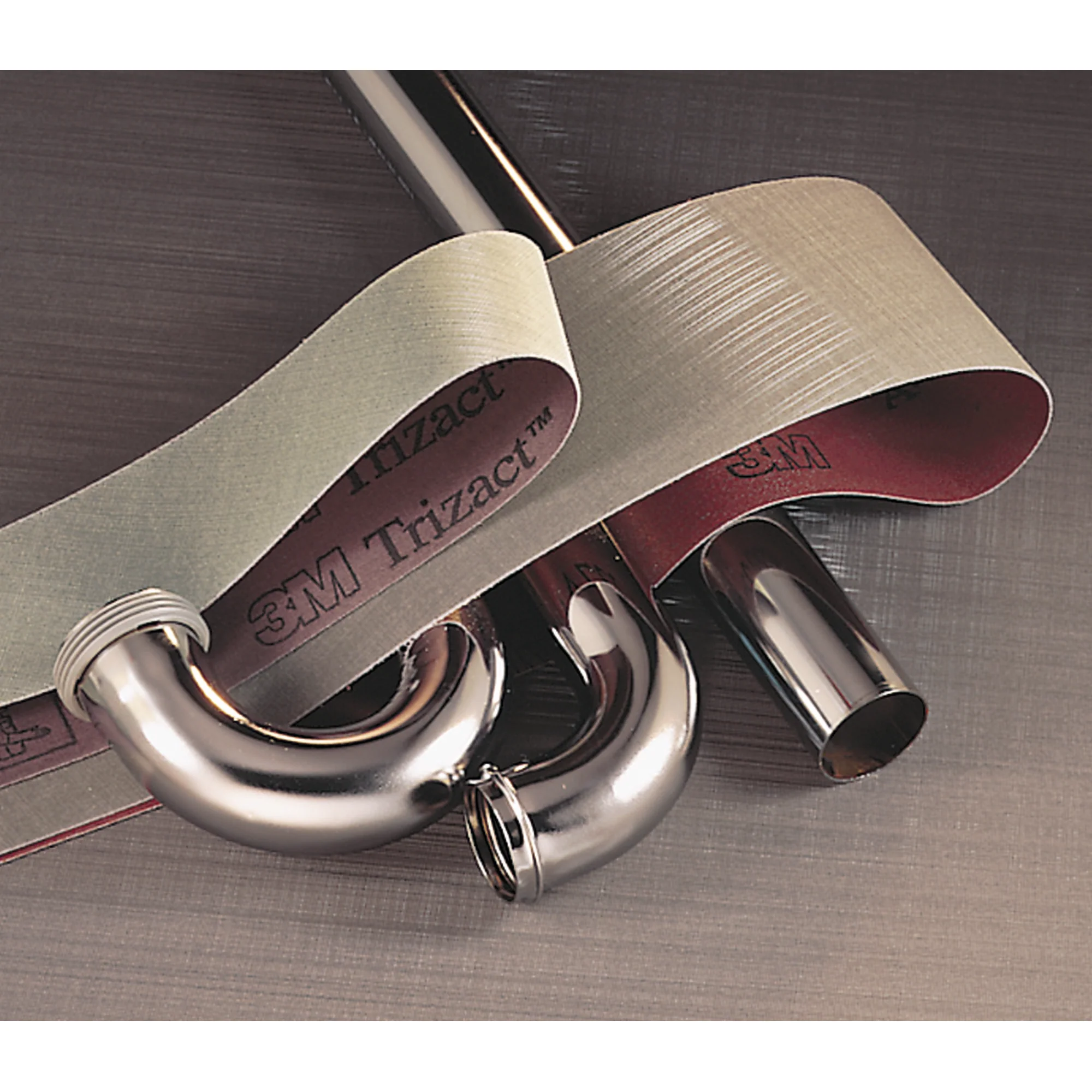 3M Trizact Cloth Belt 217EA, A16 JE-weight, 6 in x 264 in, Film-lok,Full-flex - Image 3