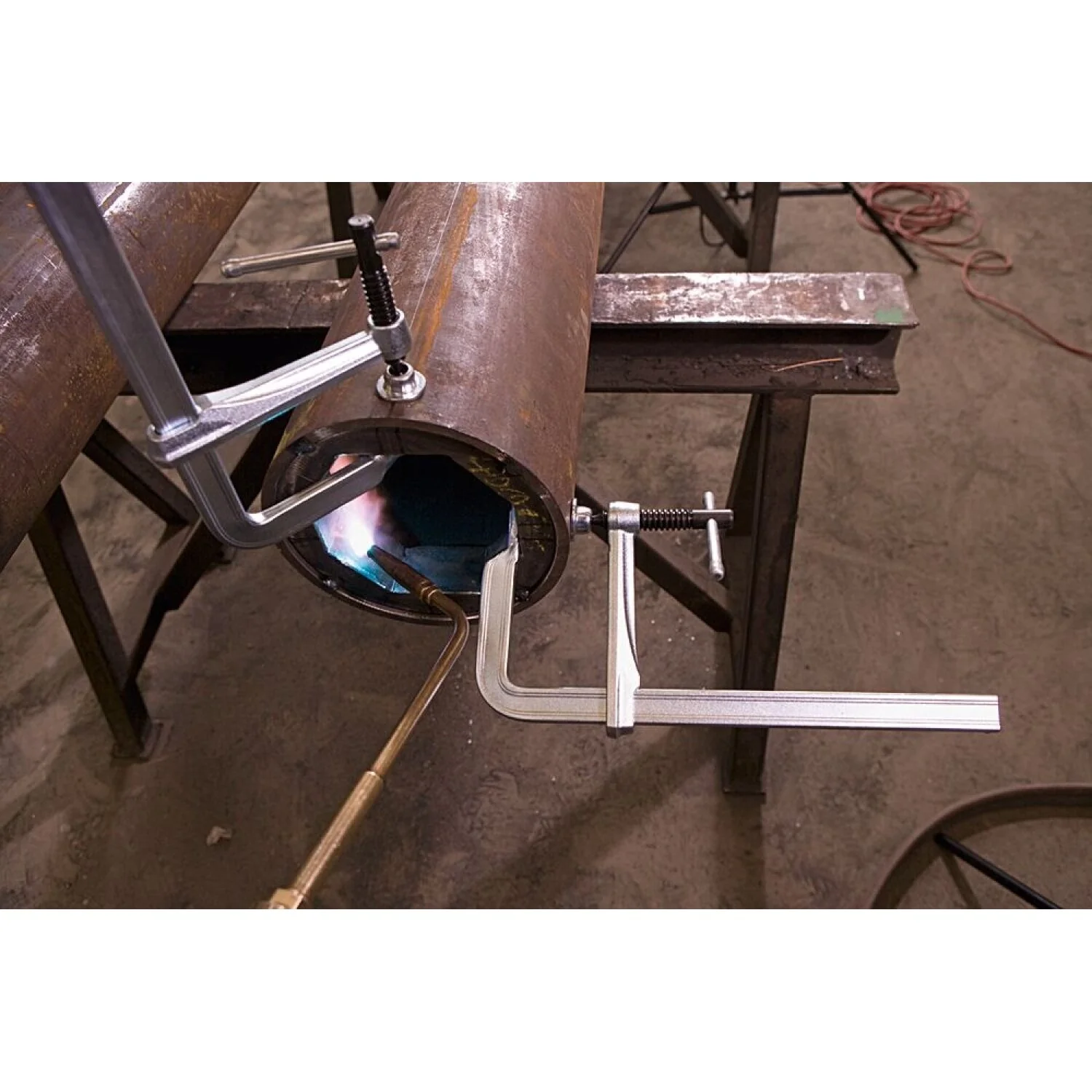 Bessey 660-S18 Clamp, welding, F-style, replaceable swivel pad, 18 In. x 4 In., 726 lb - Image 4