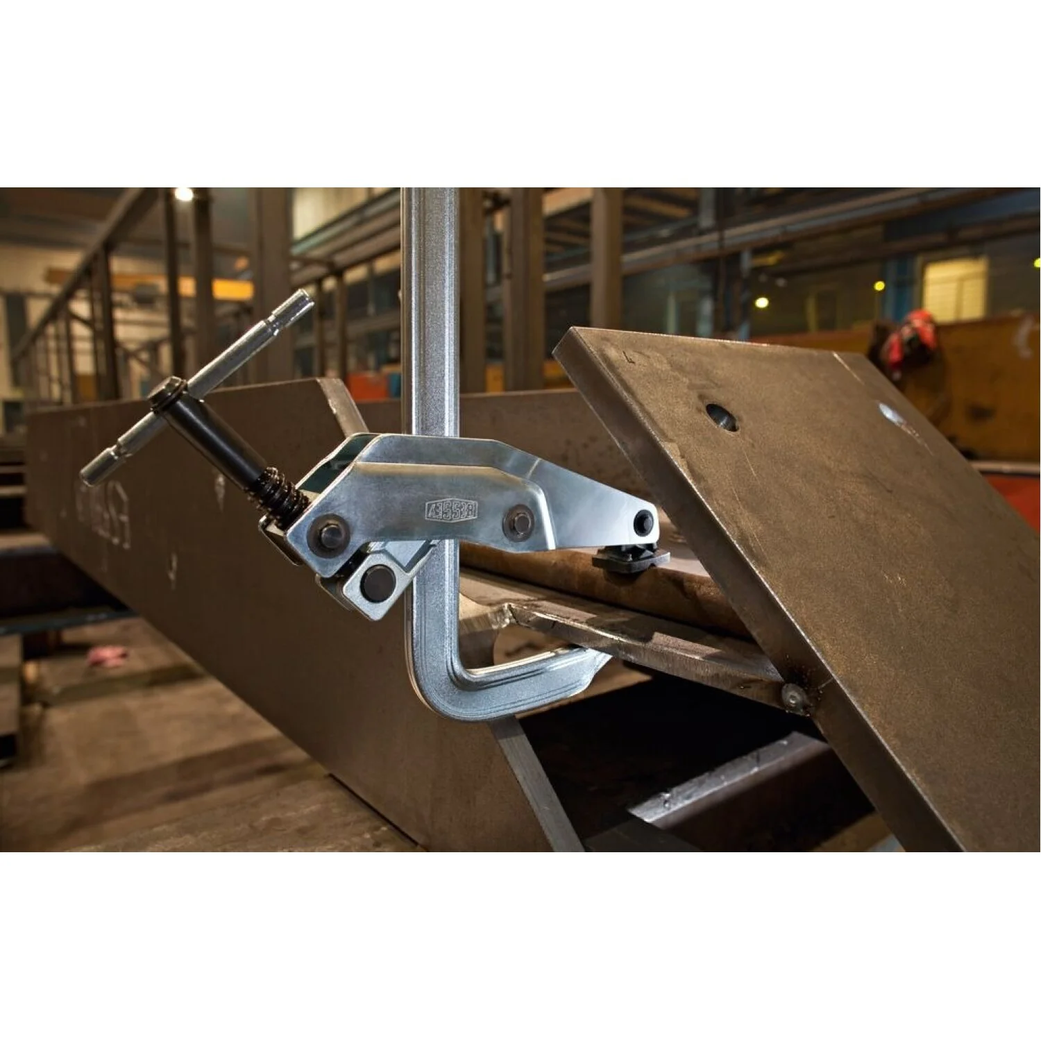 Bessey CL24 Clamp, metalworking, cantilever action, 24 In. x 4.75 In., 1775 lb - Image 3