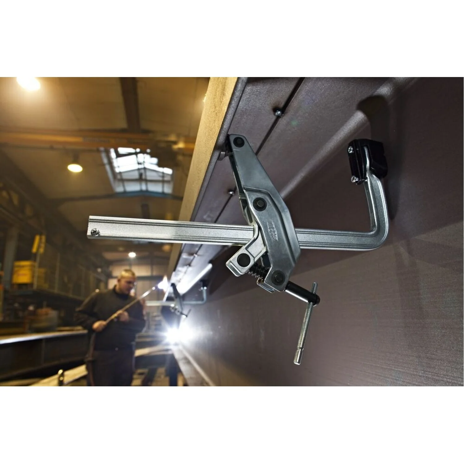 Bessey CL24 Clamp, metalworking, cantilever action, 24 In. x 4.75 In., 1775 lb - Image 4