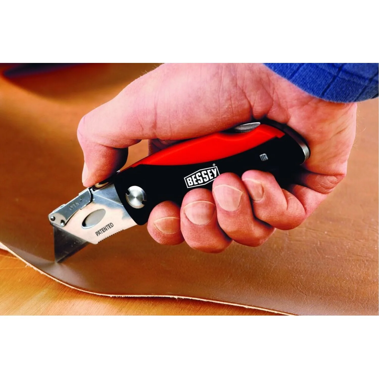 Bessey D-BKPH Knife, Folding, locking utility knife- plastic handle - Image 2