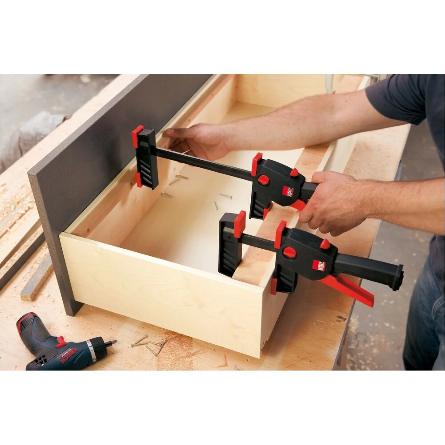 Bessey DUO65-8 Clamp, one hand, DuoKlamp Series, 3 1/4 In. x 24 In., 260 LB - Image 3