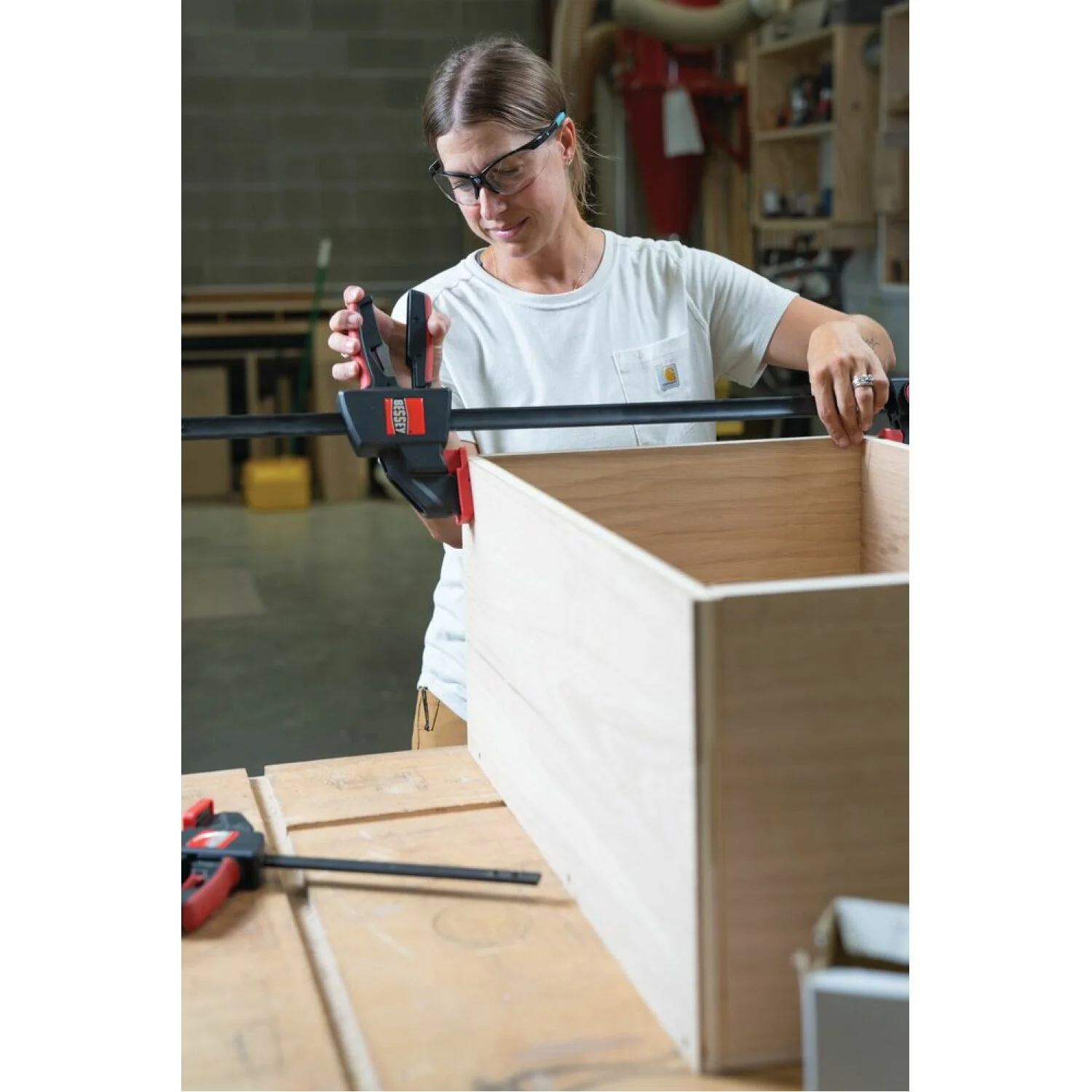 Bessey EHKL06 Large Trigger Clamp, 300 lb, 6" x 3-1/8" - Image 17