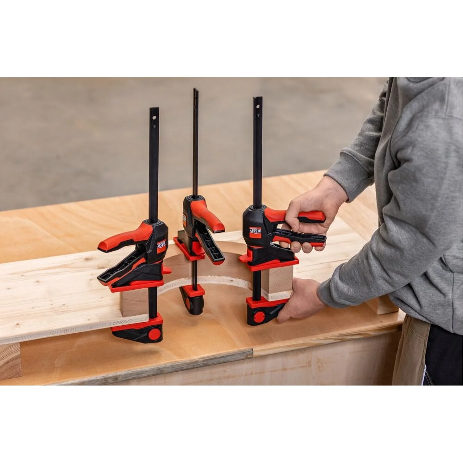 Bessey EHKL360-24 Large Trigger Clamp 360 degree, 300 lb, 24" x 3-1/8" - Image 5