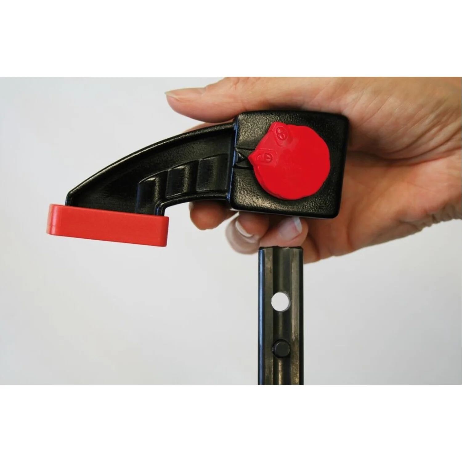 Bessey EZS45-8 Clamp, one hand, EZS Series, 18 In. x 3.5 In., 445 lb - Image 15