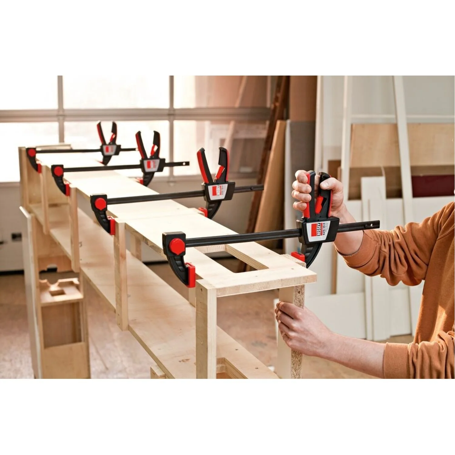 Bessey EZS45-8 Clamp, one hand, EZS Series, 18 In. x 3.5 In., 445 lb - Image 3