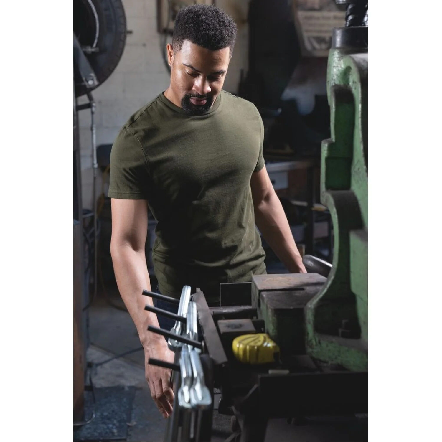 Bessey GSL30 Clamp, welding, F-style, heavy duty pad, 12 In. x 4.75 In., 1880 lb - Image 7