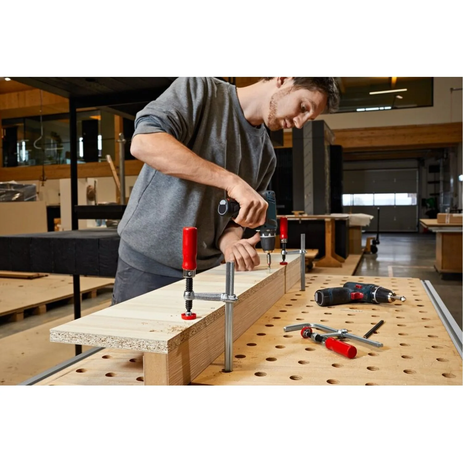 Bessey GTR30B6 GTR Series Screw clamp, 11-13/16 x 2-5/16 - Image 2