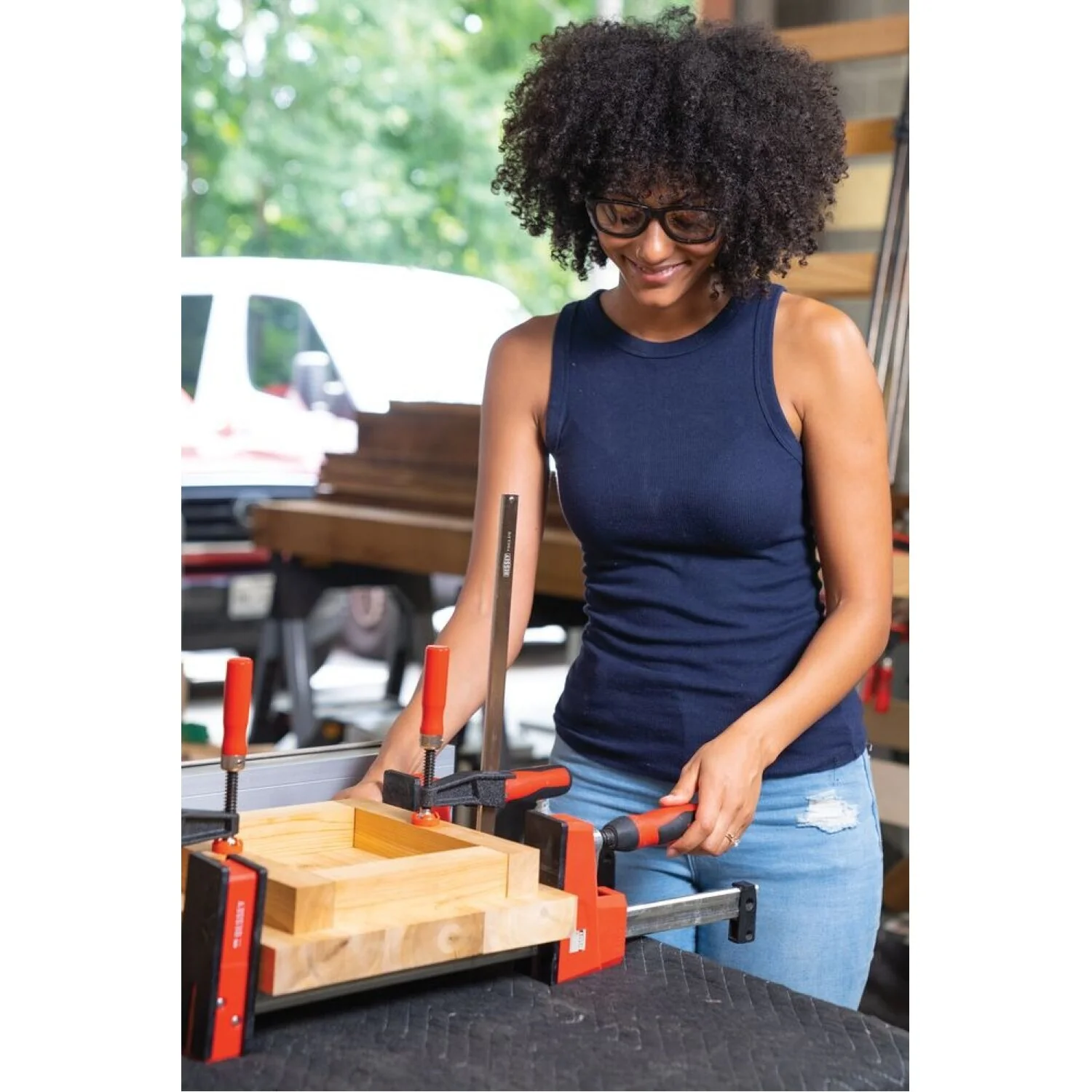 Bessey KRE3531 Parallel Clamp, K Body REVOlution, 31 Inch, 1700 lbs - Image 8