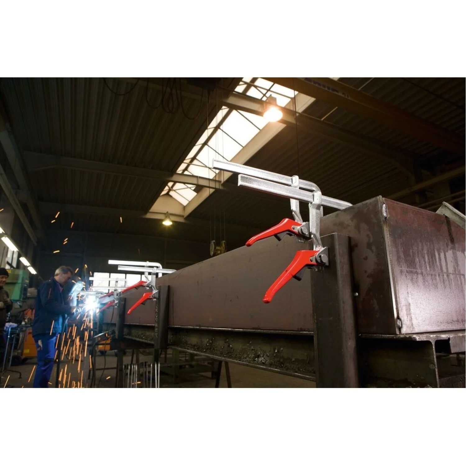 Bessey LC12 Clamp, welding, lever-style, 12 In. x 5 1/2 In. , 1200 lb - Image 5
