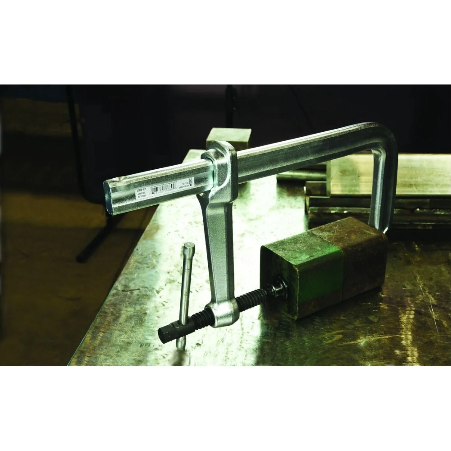 Bessey  STB-24 Clamp, welding, F-style, crimped on swivel pad, 24 In. x 7 In. ,4880 lb - Image 2