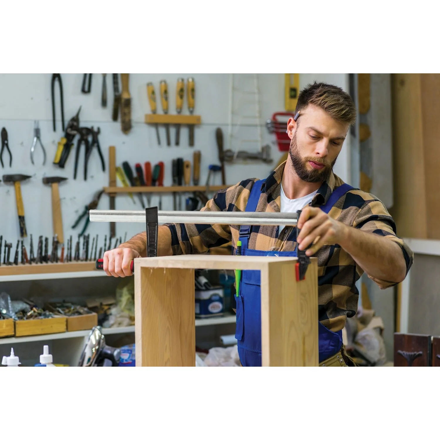 Bessey TG4.524+2K Clamp, woodworking, F-style, 2K handle, replaceable pads, 4.5 In. x 24 In., 1000 lb - Image 8