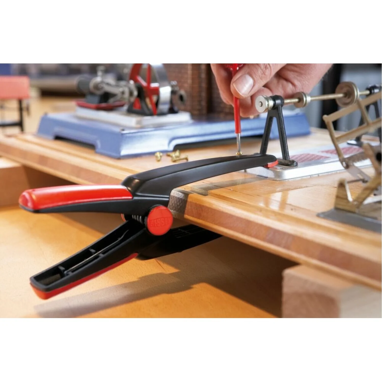 Bessey XCL2 Clamp, Spring Clamp, Needle Nose, Plastic, 2 In. x 2 Inch - Image 3