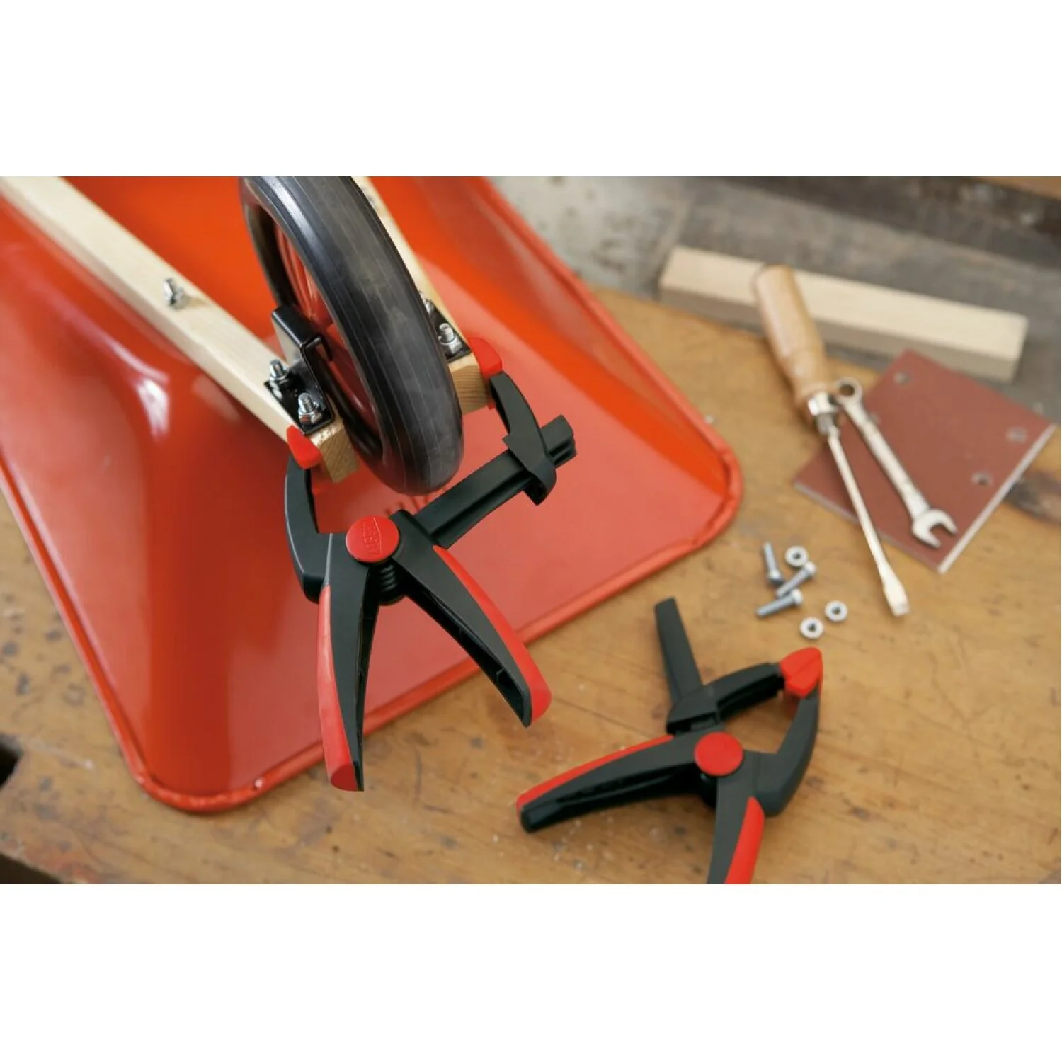 Bessey XV5-100 Clamp, spring clamp, plastic, VarioClippix, 4 In. x 2 In., variable opening - Image 6