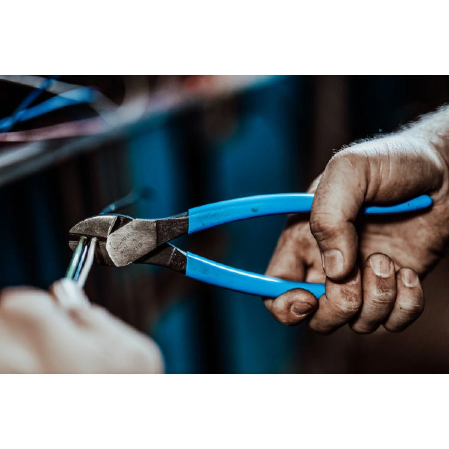 Channellock 338 8-Inch XLT Diagonal Cutting Pliers - Image 5