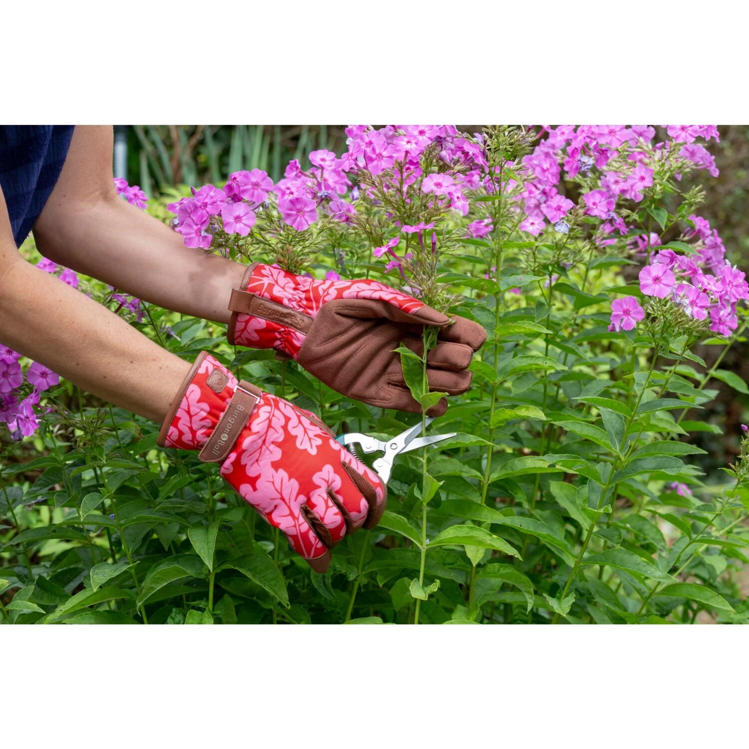 Corona GLO/OAKPOPPYSM Love the Glove Garden Gloves, Oak Leaf Poppy, Small/Medium - Image 2