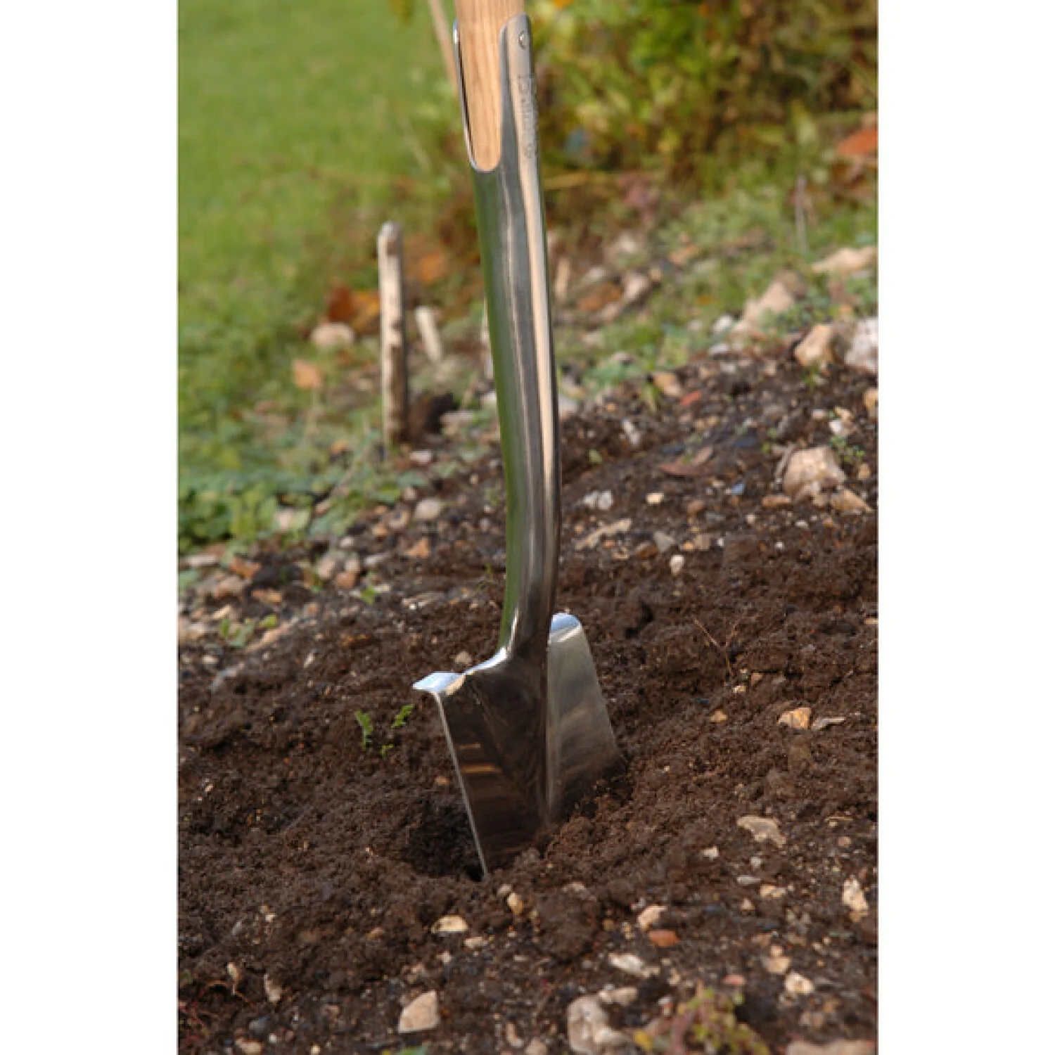 Corona GTB/SSBRHS RHS® Stainless FSC Wood Border Spade - Image 3
