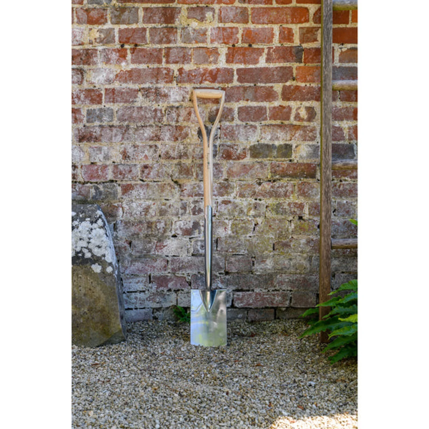 Corona GTB/SSBRHS RHS® Stainless FSC Wood Border Spade - Image 5