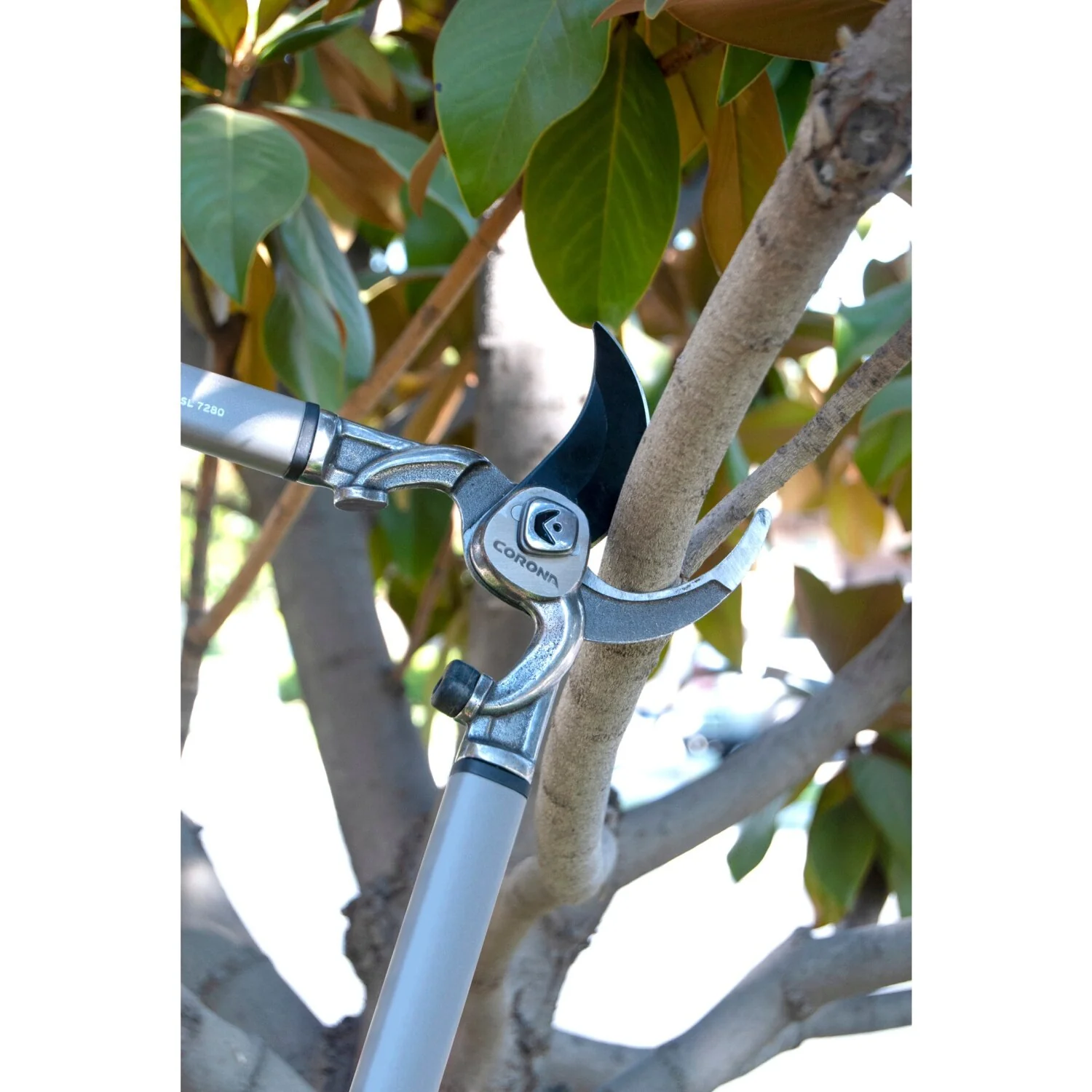 Corona SL 7280 ProCUT Bypass Lopper, 2 in. Cut Capacity - Image 5