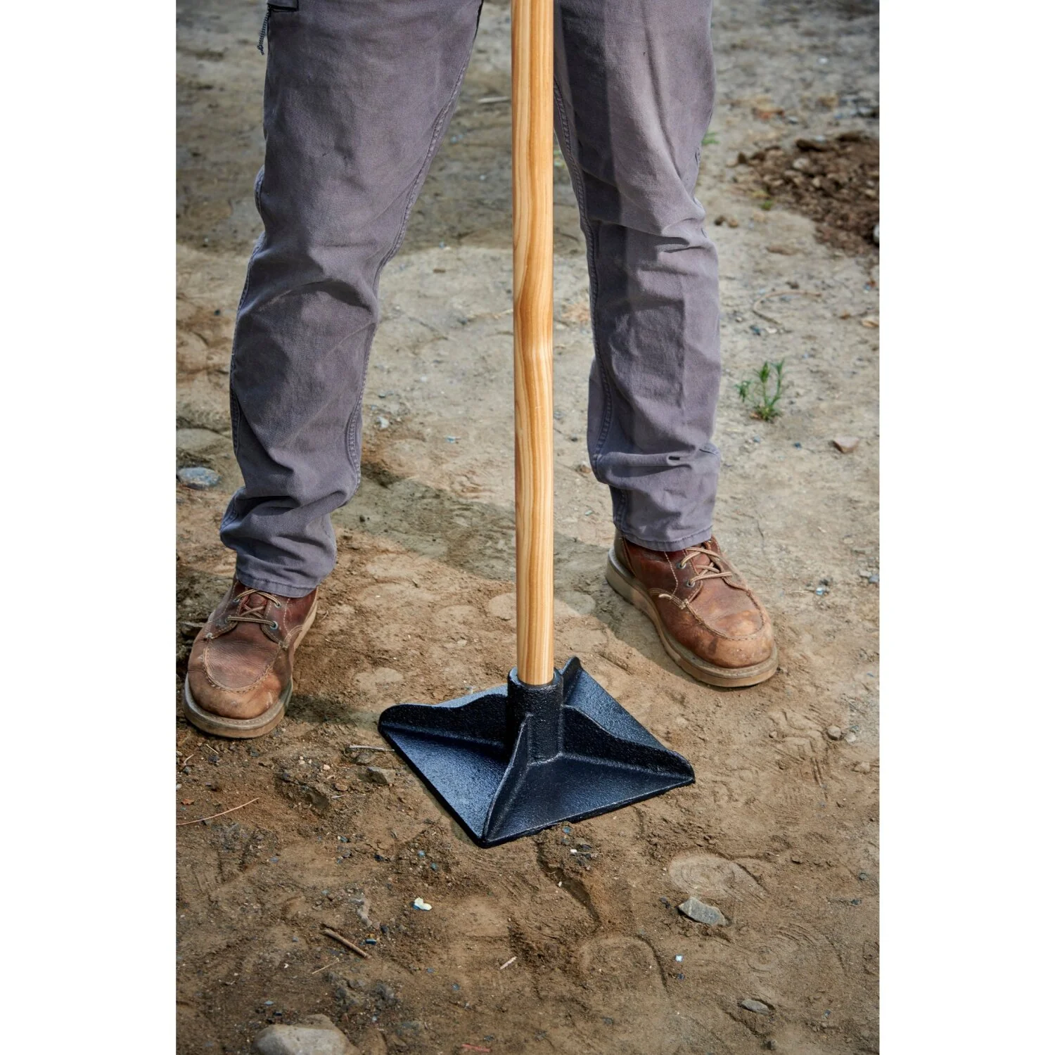 Corona UT 60053 Dirt Tamp, 10 in. x 10 in., 58 in. Ash Wood Handle - Image 2