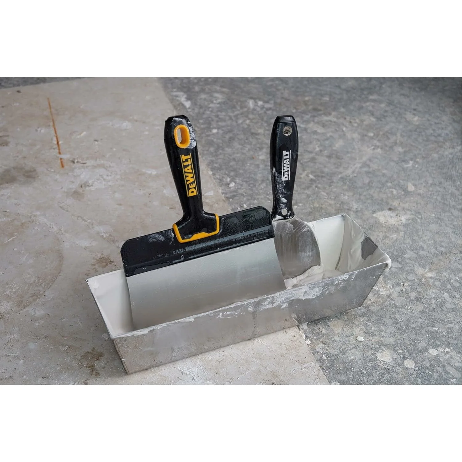 Dewalt DXTT-2-198 16 in. Stainless Steel Big Back Taping Knife with Soft Grip Handle - Image 2