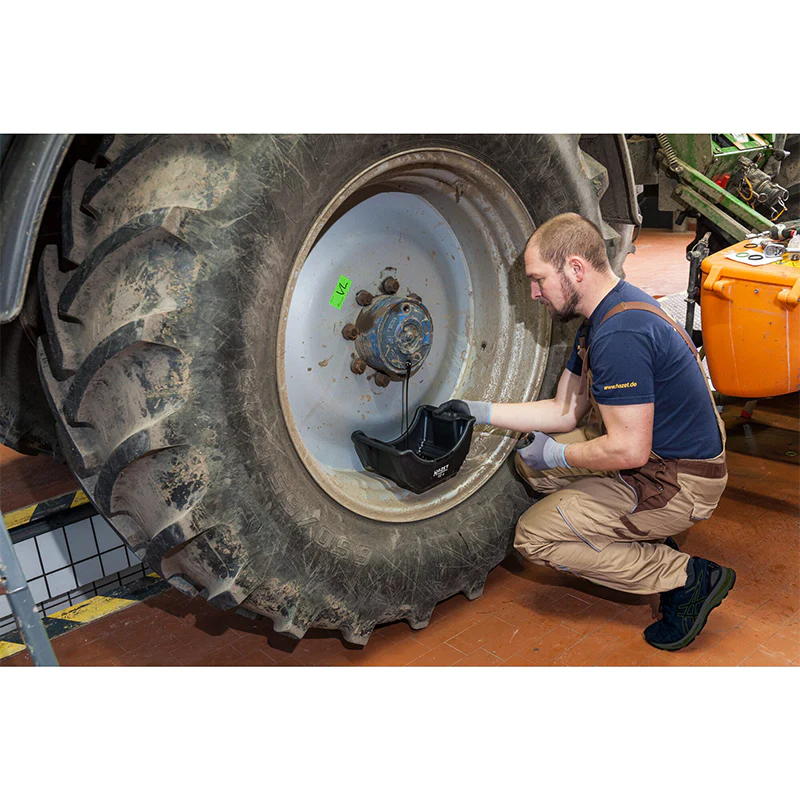 Hazet 197-4 Axle Oil Collecting Pan for Commercial Vehicles - Image 3