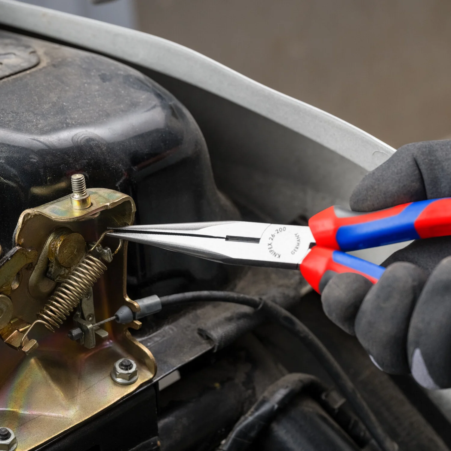 Knipex 26 12 200 KnipeXtend Long Nose Pliers with Cutter, 8" - Image 18