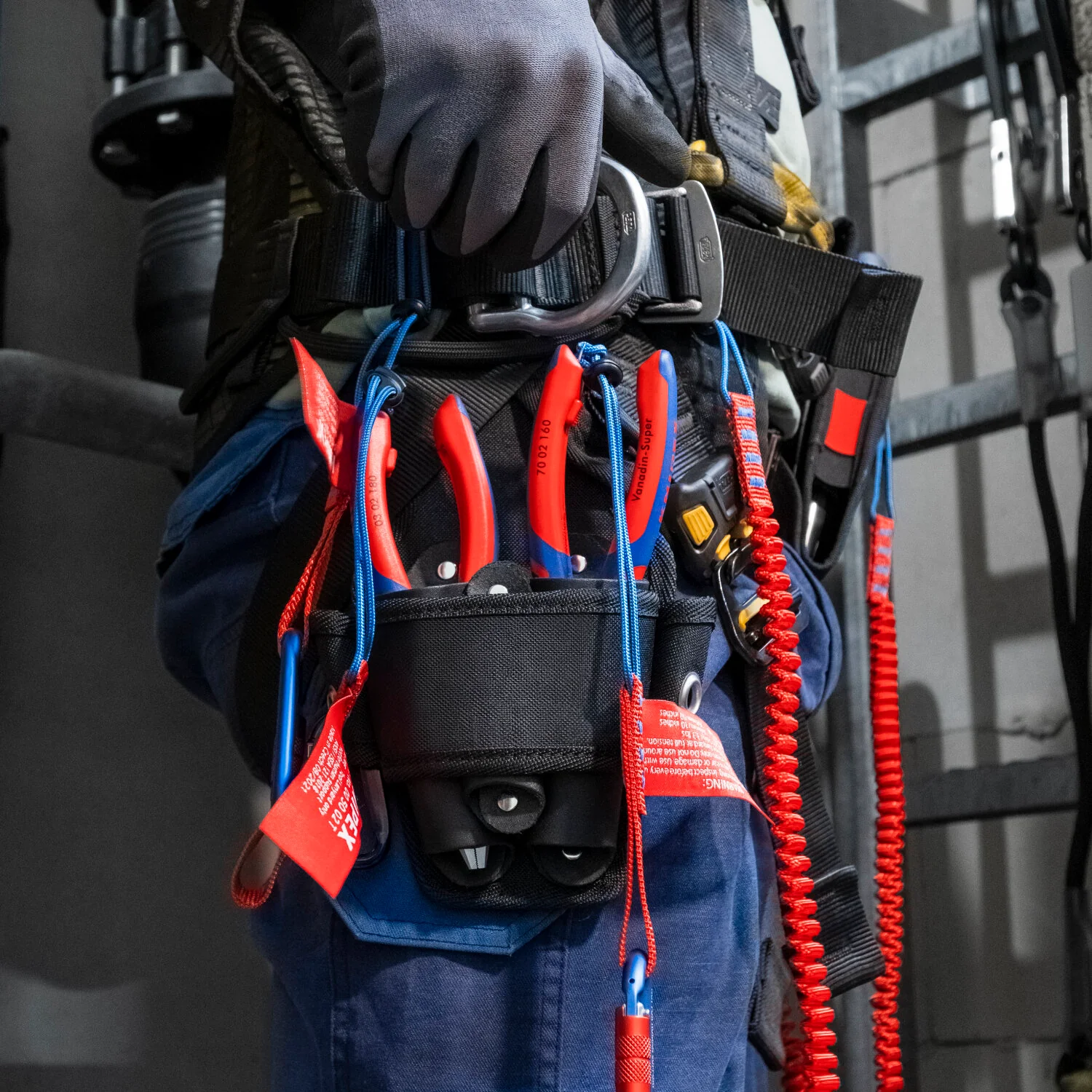 Knipex 76 05 125 KnipeXtend Diagonal Cutters, 5" - Image 11