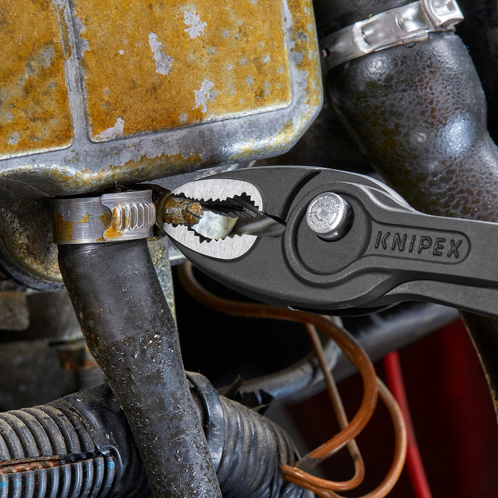 Knipex 82 01 200 8" TwinGrip Pliers - Image 11