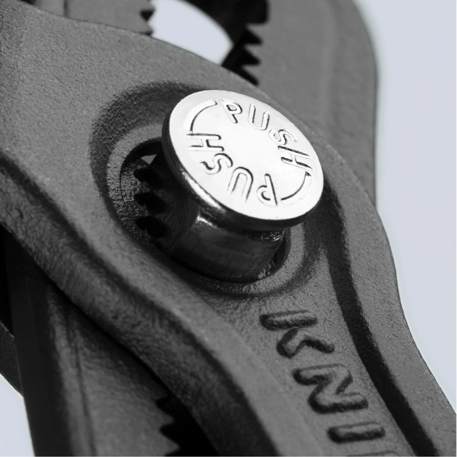 Knipex 87 01 180 SBA 7 1/4" Cobra® Water Pump Pliers - Image 5