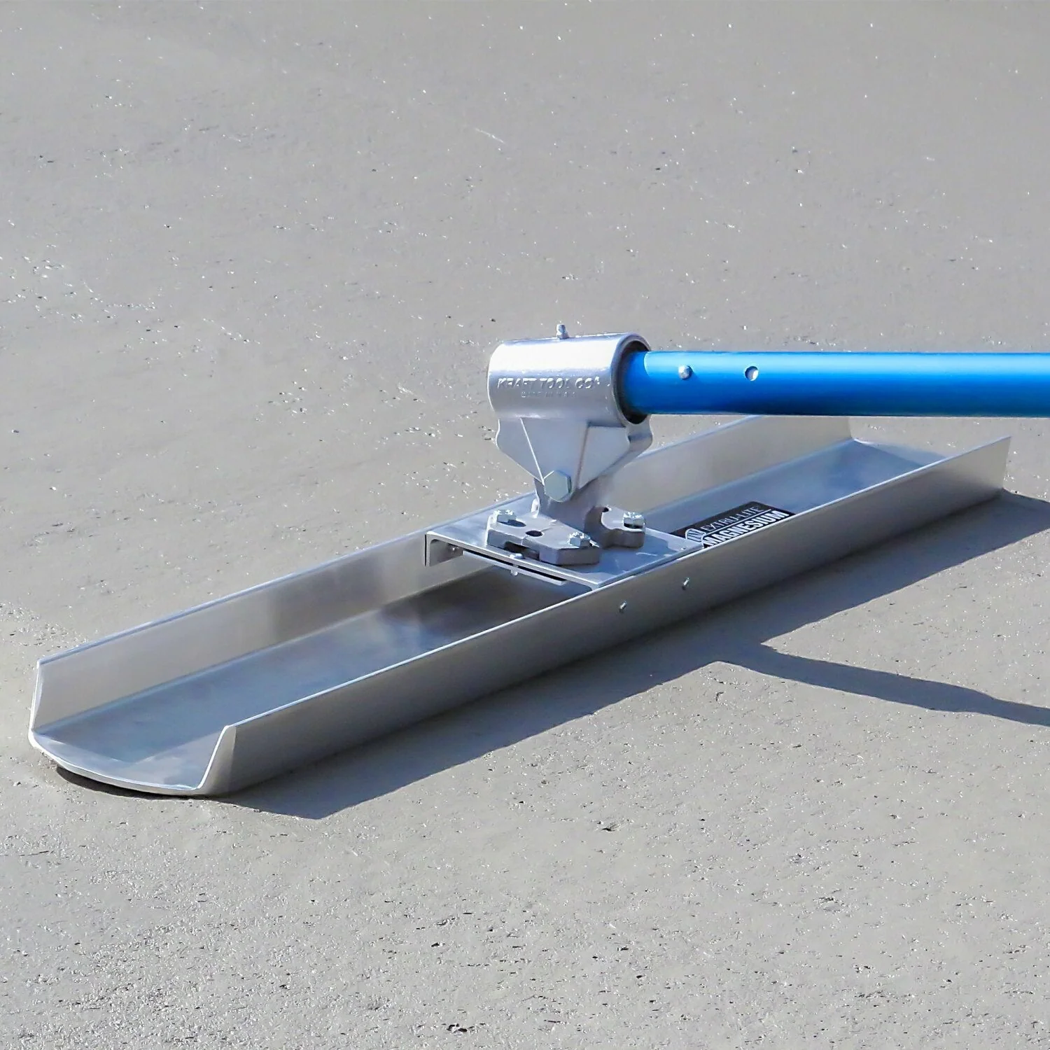 Kraft Tool CC044-01 48" Channel Float Blade - Image 3