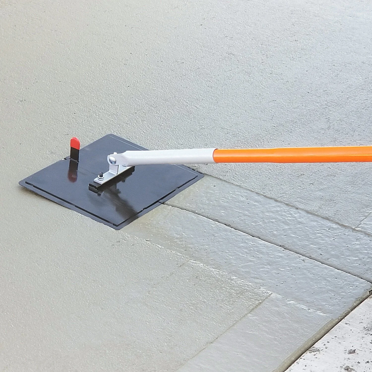 Kraft Tool CC1711 8" x 10" 3/4"R 1"D All Steel Walking Groover with Mounting Bar and Clevis Bracket - Image 2