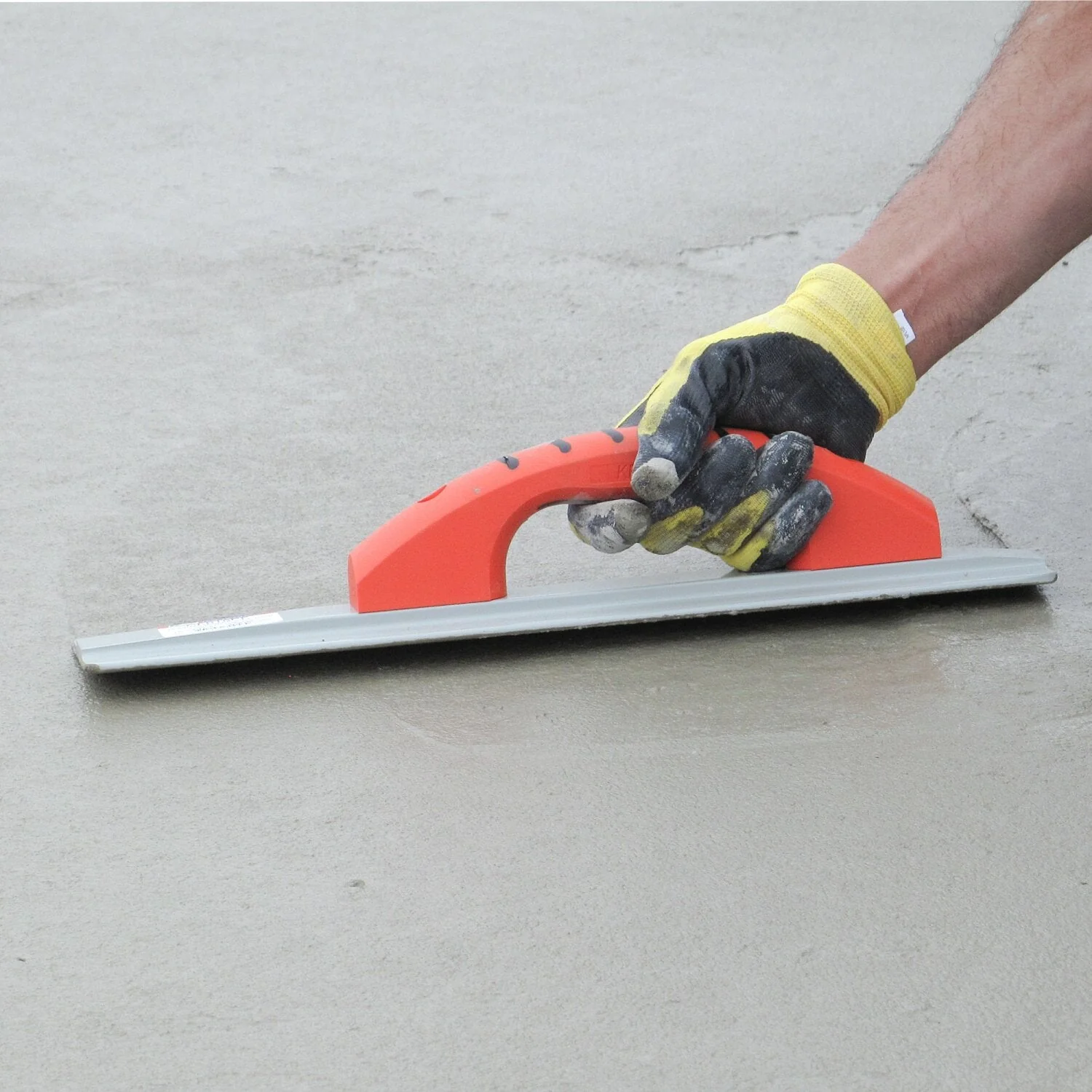 Kraft Tool CF024PF 24" x 3-1/4" Square End Magnesium Hand Float with ProForm® Handle - Image 2