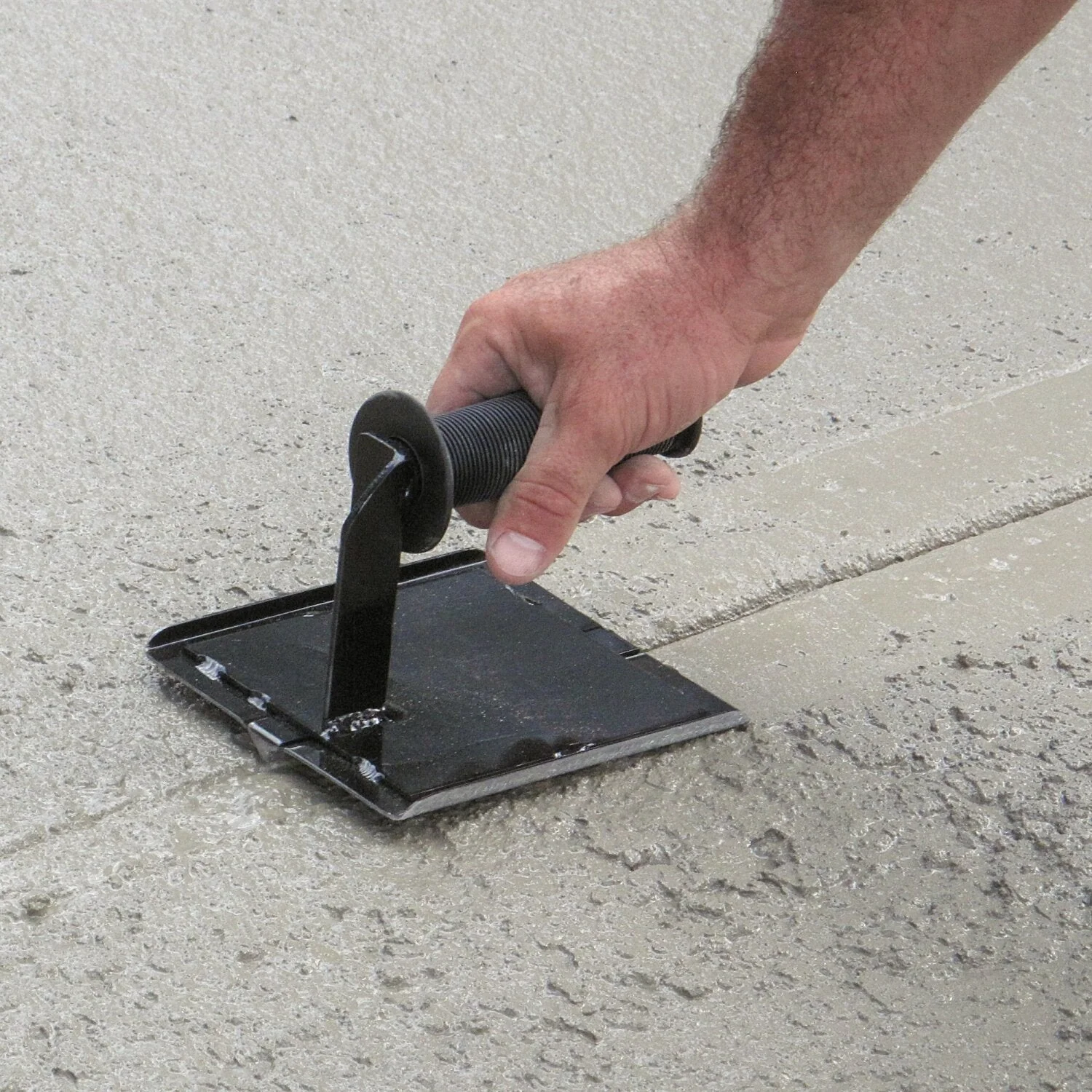 Kraft Tool CF1721 6" x 6" 3/4"R 1"D All Steel Hand Groover with Bike Grip Handle - Image 2