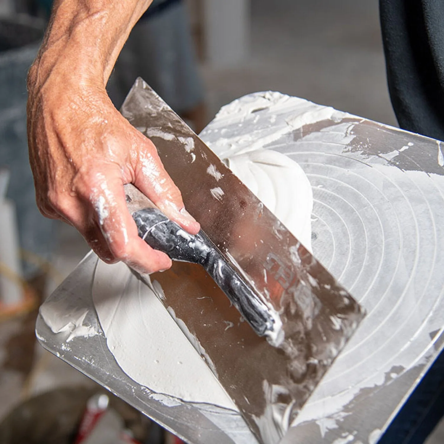 Level5 5-325 13" Drywall Finishing Hawk - Image 4
