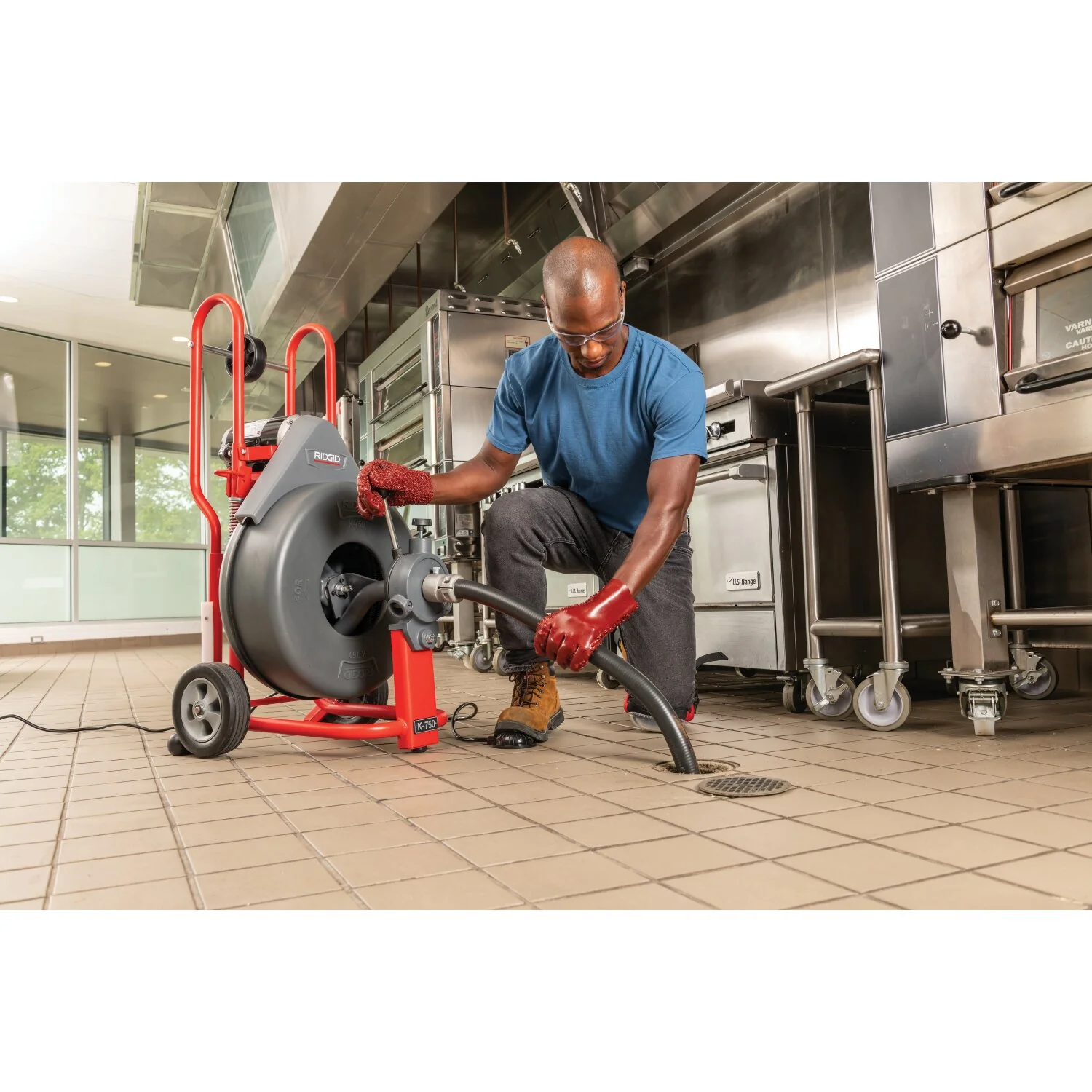 Ridgid 42002 Machine with One Pair of Gloves, AUTOFEED, Standard 3/4" (20 mm) Tool Set, and: C-75, 75' (23 mm) x 3/4" (20 mm) Cable - Image 7