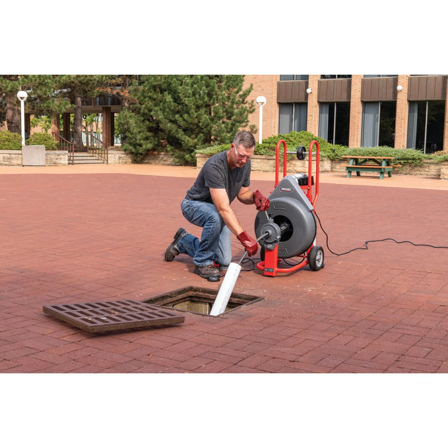 Ridgid 51407 Machine with Gloves and AUTOFEED - 5/8" (16 mm) Pigtail - Image 9
