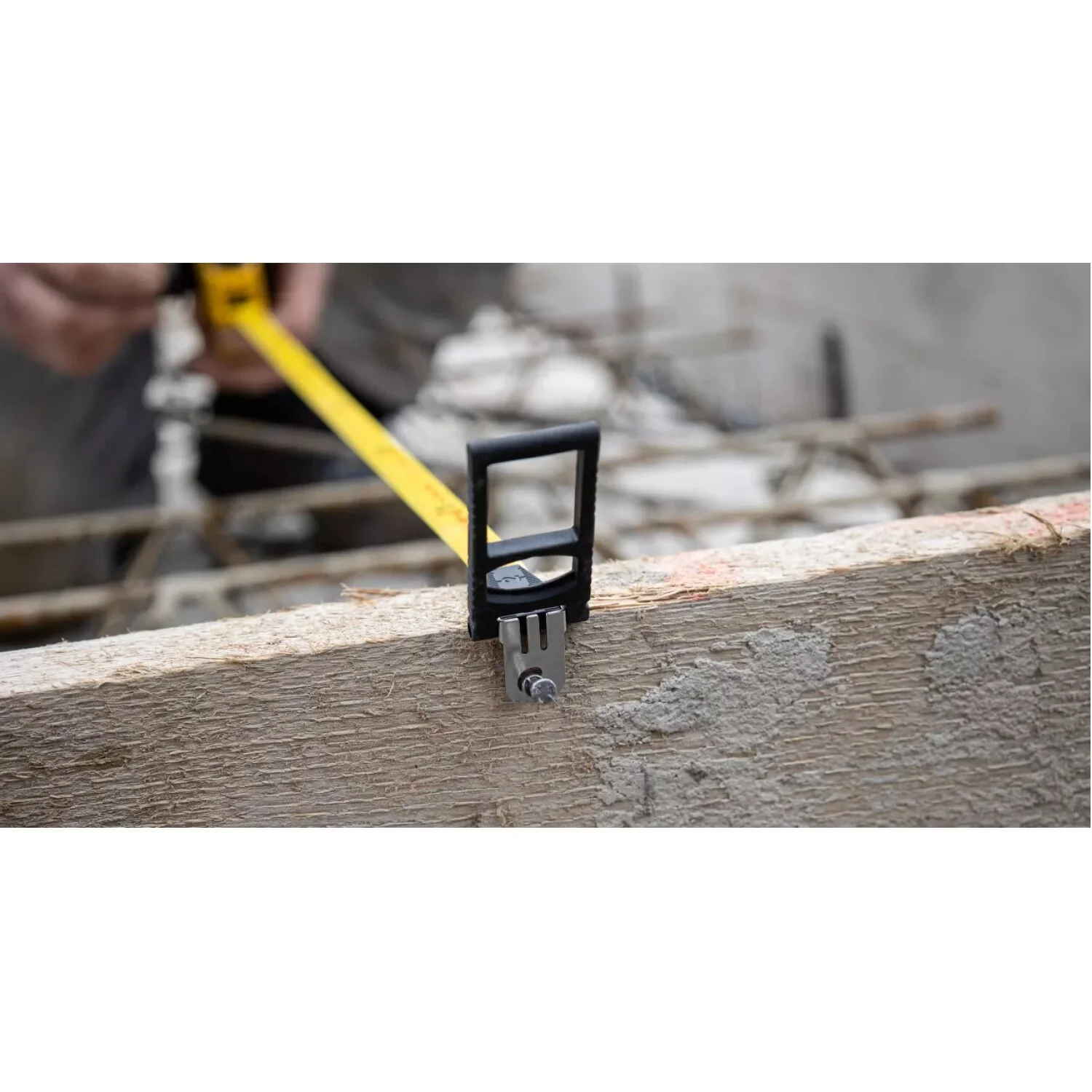Stabila 30940 LBM 2000 Steel, 20M Cm Metric Scale, Closed Case Tape - Image 6