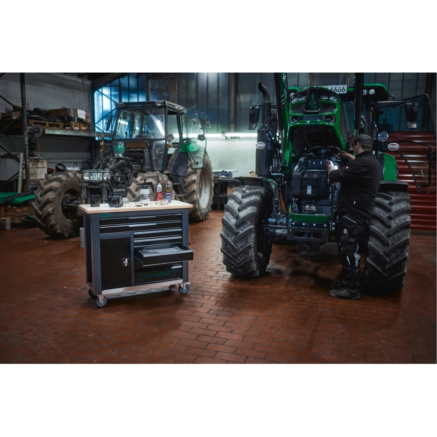 Stahlwille 98830204 Tool Assortment with workbench - Image 4