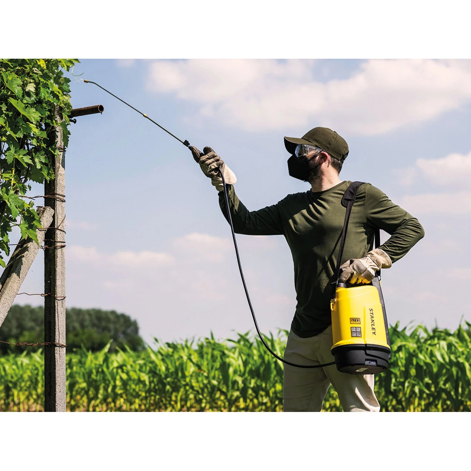 Velleman STN-SP05 Rechargeable Battery-Powered Pressure Sprayer - 5L - Image 5